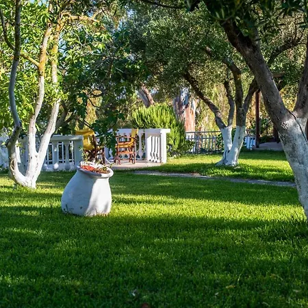 Zoumpouli Village בית נופש *