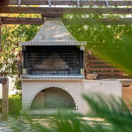 בית נופש Zoumpouli Village