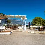 Zoumpouli Village Дом отдыха Спартия