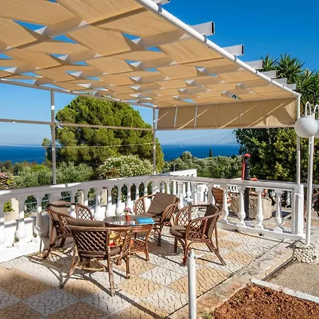 Ferienhaus Zoumpouli Village *