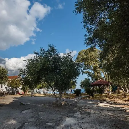 بيت للعطل Zoumpouli Village سبارتيا