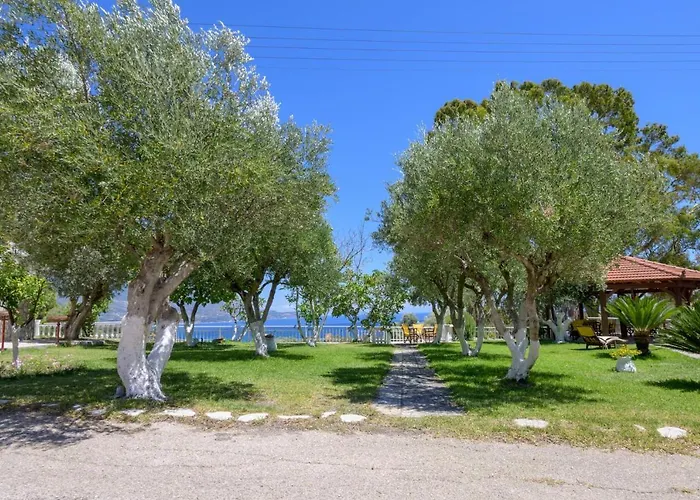 Zoumpouli Village 度假居 *